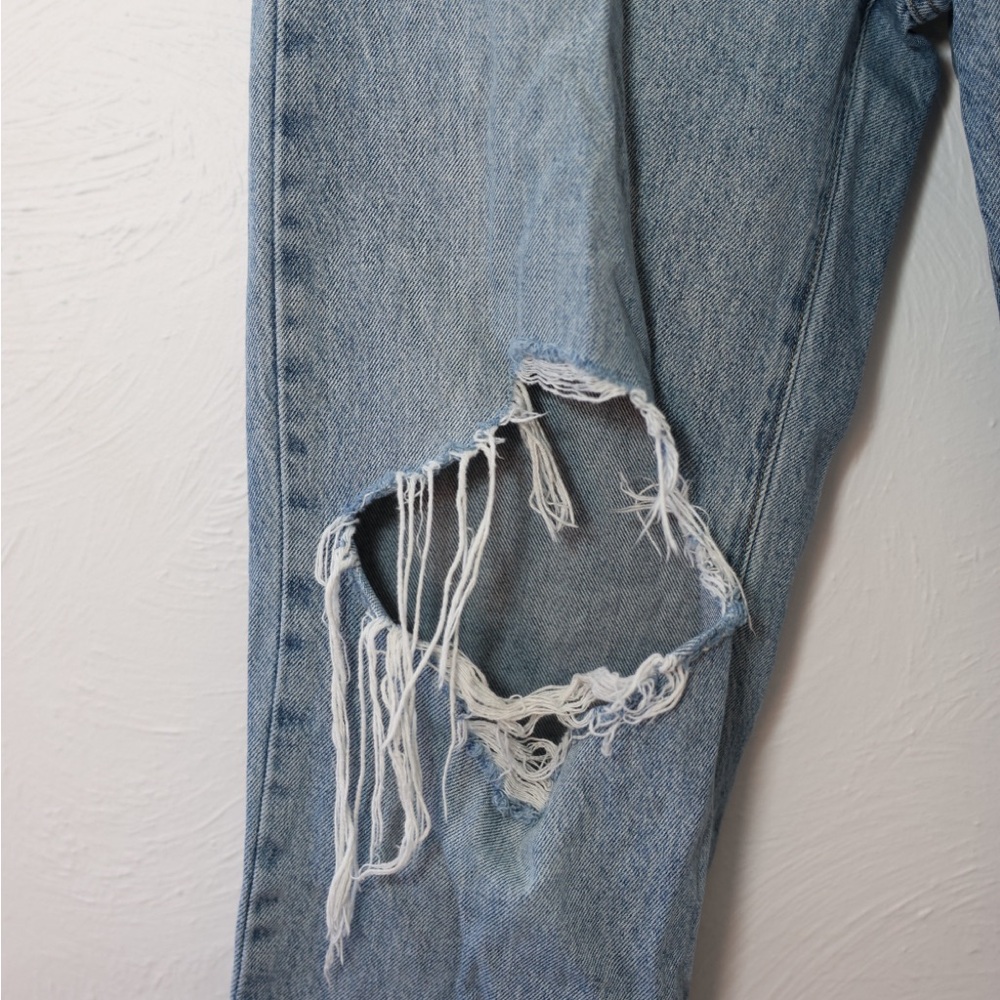 Universal Thread Ripped Jeans - Picture 3 of 9